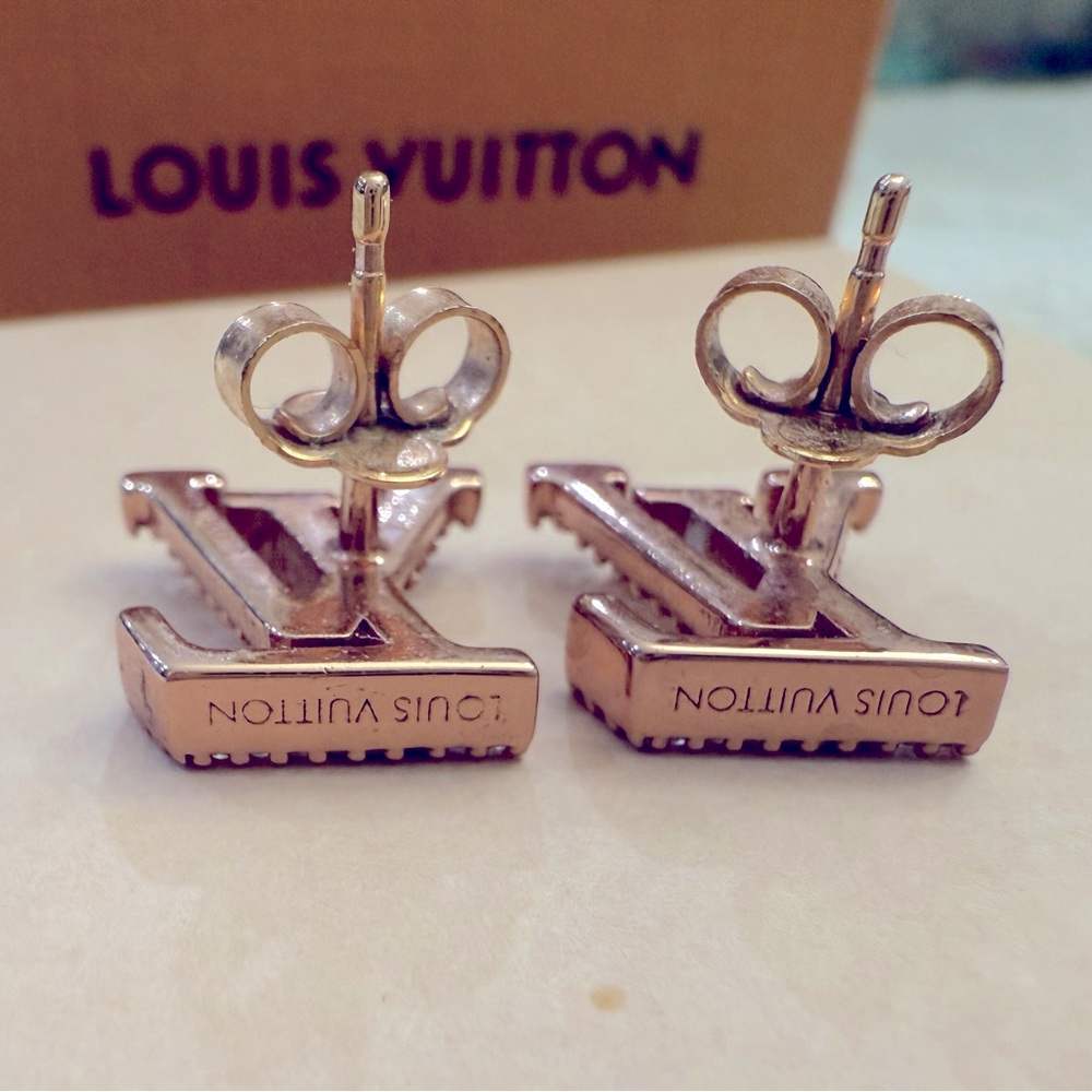 Sold! Louis Vuitton Iconic Earrings blush authentic - Picture 6 of 11